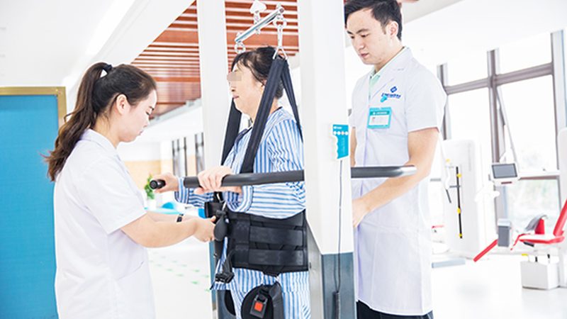 失能老人长期护理保险，等级划分揭秘**