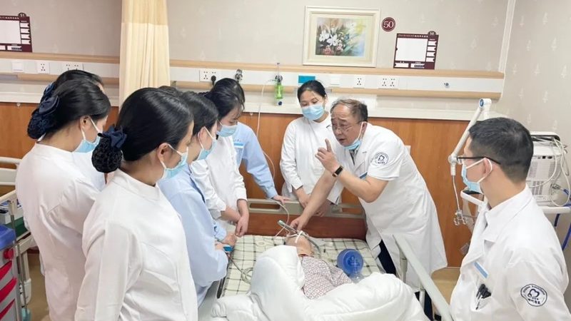 陪护加盟代理如何挑选？揭秘加盟代理的四大关键因素